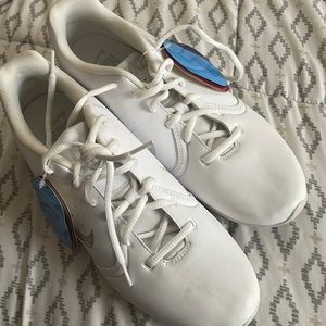 Nike cheer shoes